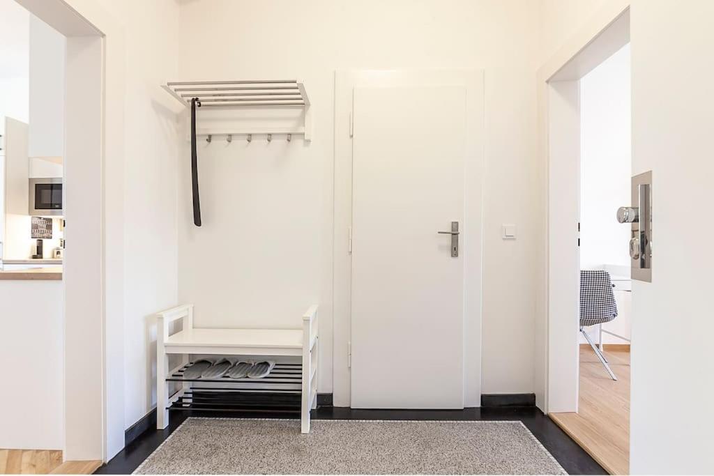 Apartment Village-like Peace & Quiet In City + Parking Prague